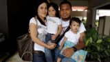 Gambar Safee Sali bersama isterinya, Sabarina Yusof Gambar Safee Sali bersama isterinya, Sabarina Yusof